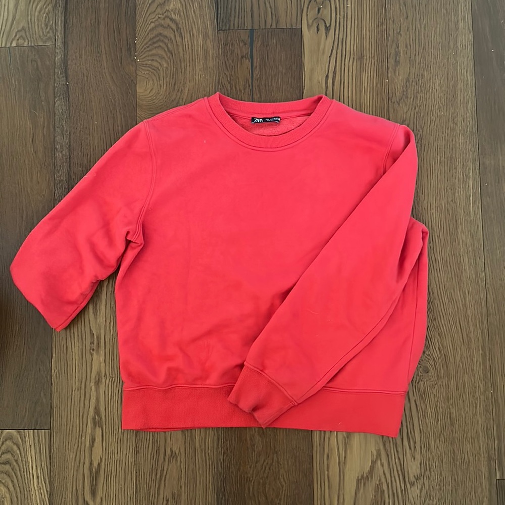 Zara red crew neck - Picture 1 of 2